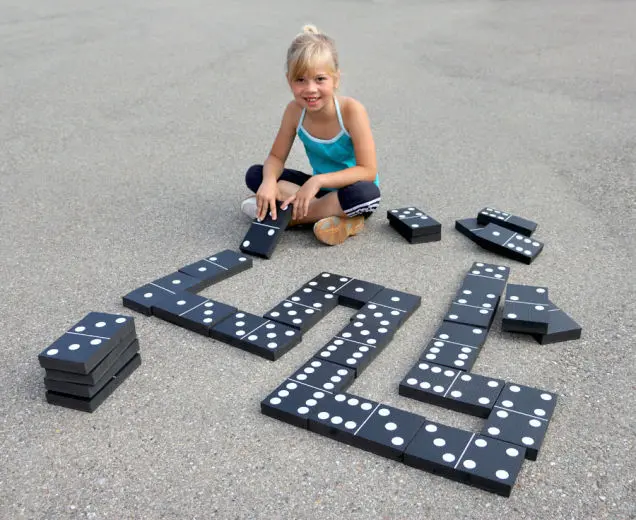 XL Domino i skum 