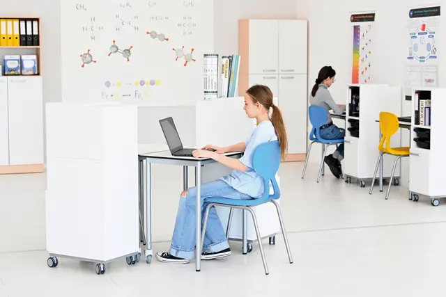 Colores stol gul Sitthöjd H42 cm 