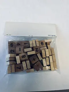 Tr&#228;klossar siffror och symboler 50 st